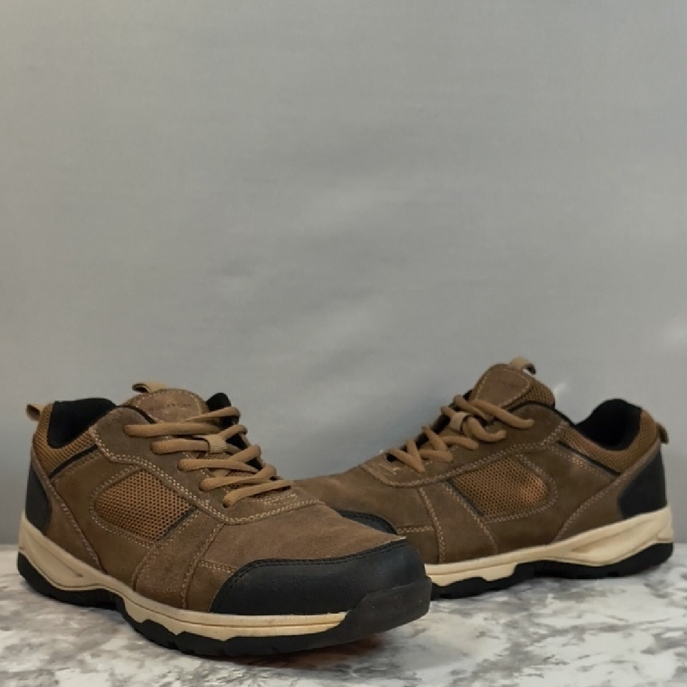 Rockport Men's Dickinson Lace-Up Trekker Brown Walking Shoe , Size 9